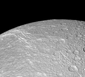 Oberfläche von Dione